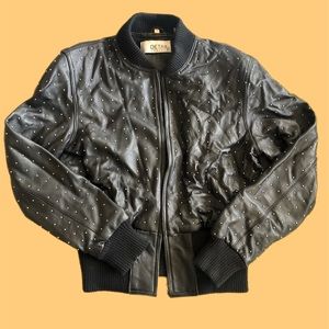 Comfortable stylish leather jacket